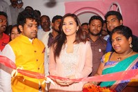 Isha Chawla De Charms Spa n Salon Launch